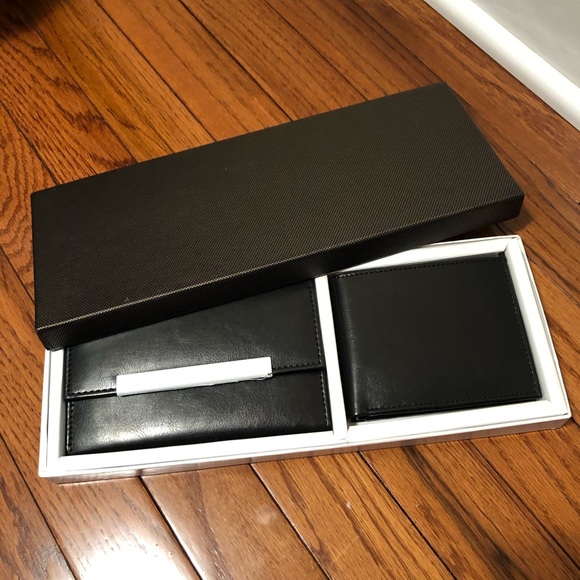 Wallet and checkbook holder - Picture 3 of 6